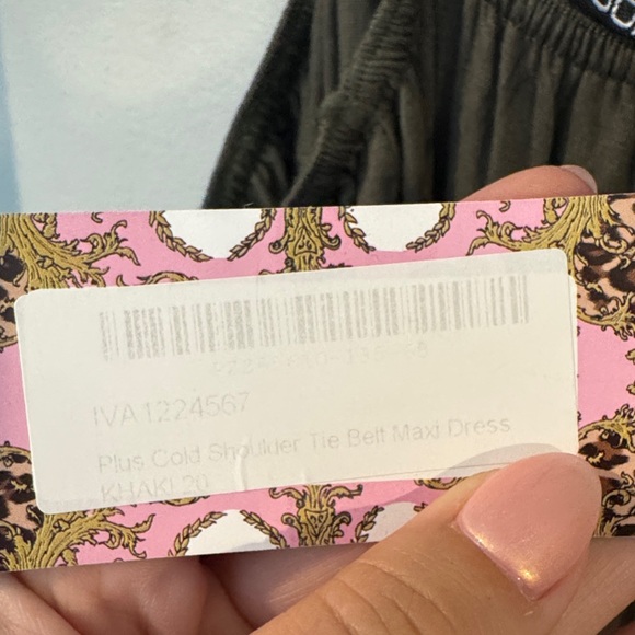 Boohoo Plus Olive Green Maxi Dress Size 16 - Picture 2 of 6